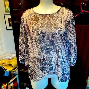 Shear top. Multi colors of purple. Sz L